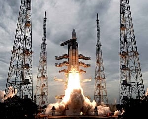 After final lunar orbit manoeuvre, ISRO readies for separation Of lander