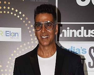 Akshay only Bollywood star in Forbes rich celebs list