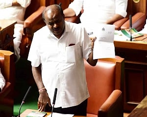 Am ready to happily sacrifice my position; Kumaraswamy