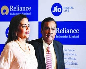 Ambani to sell stake to Aramco, BP to make Reliance debt-free