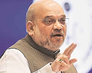 Article 370 abrogation a 'decisive battle' against proxy war and terrorism in Kashmir: Shah