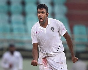 Ashwin joint fastest to 350 Test wickets alongside Muralitharan