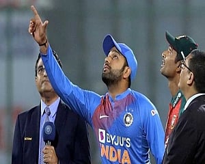 Bangladesh win toss, invite India to bat