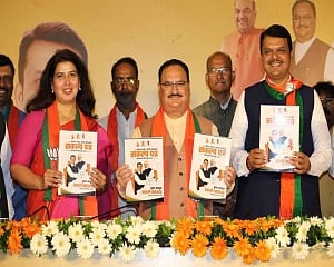 Bharat Ratna for Savarkar in Maha BJP manifesto
