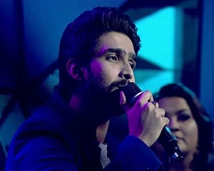 Bit of nervousness important before gigs: Amaal Mallik