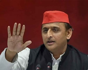 BJP indulging in politics of fear and hatred: Akhilesh