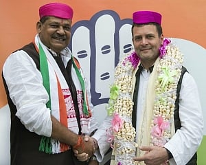 BJP MP Kirti Azad joins Congress