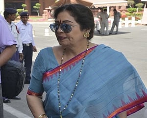 BJP's Kirron Kher gets EC notice over children in poll campaign