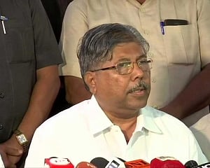 BJP to not form govt in Maha, blames Sena for disrespecting Mandate