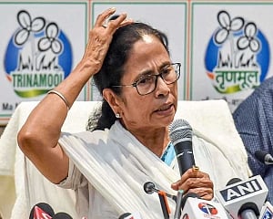 BJP trying to take credit for Chandrayaan : Mamata