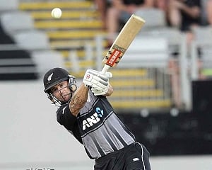 Bracewell, Kuggeleijn set up New Zealand's T20 win