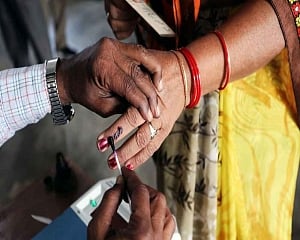 Capital battle-ready for 3-cornered fight