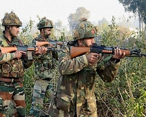 Ceasefire violation by Pakistan breaks two-day lull along LoC in J&K