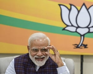 Centre, state govts working together to make India TB-free by 2025: PM