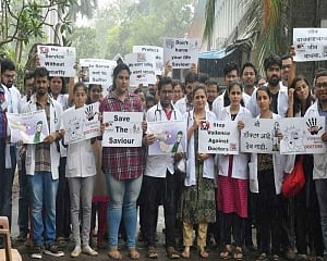 Centre seeks separate reports from WB govt on political violence, doctors' strike