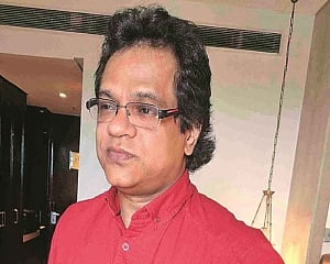 Centre seeks time to transfer Hajela to Madhya Pradesh