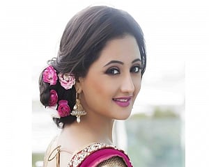 Challenging to do comedy show on Swachh Bharat, says Rashami