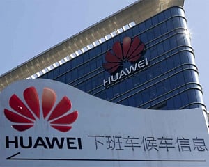China decries 'political manipulations' behind Huawei case in US