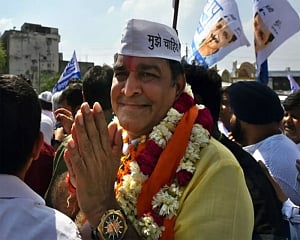 Claim of AAP candidate's son triggers controversy