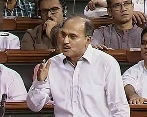 Cong again raises Kashmir mediation issue in LS; demands Answer from PM