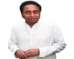 Cong fears toppling bid in MP