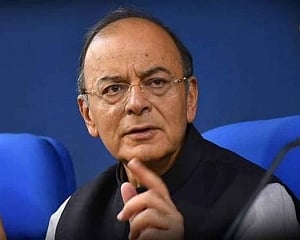 Cong launching fake campaigns; time to protect nation : Jaitley