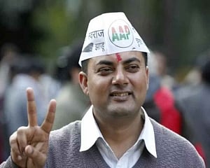 Court awards 6-month jail term, imposes Rs 2 lakh fine on AAP MLA for assault during poll campaign