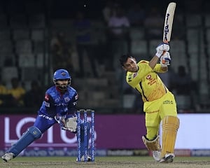 CSK beat Delhi Capitals by 6 wkts