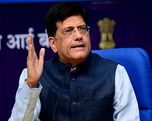 Decline in export credit a concern: Goyal