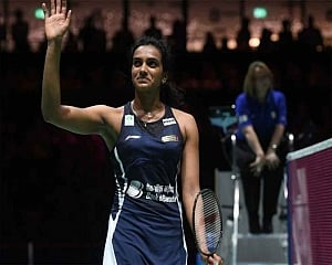 Defending champion Sindhu eyes turnaround at World Tour Finals