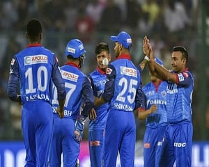 Delhi Capitals opt to bowl, Avesh Khan gets look in