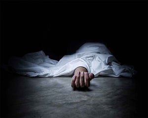 Delhi Police ASI commits suicide by jumping in front of metro