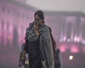 Delhi schools to be closed on Thursday, Friday as air quality deteriorates
