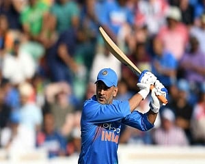 Dhoni is still world's best ODI finisher: Chappell