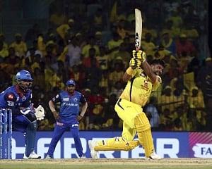 Dhoni's presence makes a huge difference, says Raina