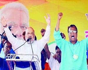Didi ‘dictator’ vs Shah ‘low-life’