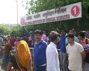 Doctors at many hospitals in Delhi protest on Saturday over WB violence