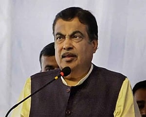 Don't link RSS chief to Maha govt formation: Gadkari