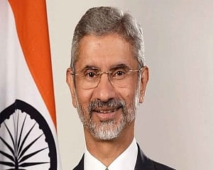 EAM calls on Bhutanese King, highlights India's 'Neighbourhood First' policy during 1st foreign trip