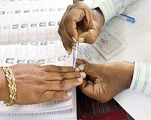 EC to announce poll schedule for Jharkhand on Friday evening