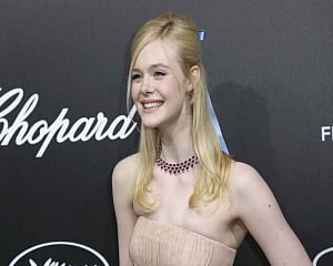 Elle Fanning faints at Cannes due to tight dress