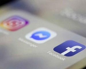 Facebook let 3rd-party vendors listen to your Messenger chats
