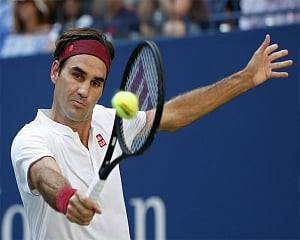 Federer back to third after Zverev's Munich knockout