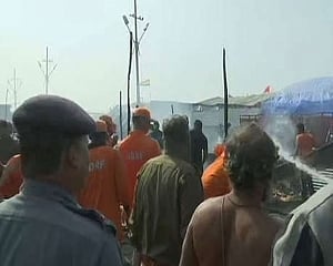 Fire at Kumbh destroys tents, none injured