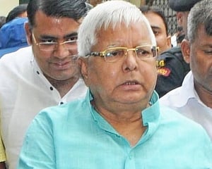Fodder scam: SC seeks CBI response on Lalu Yadav's bail plea