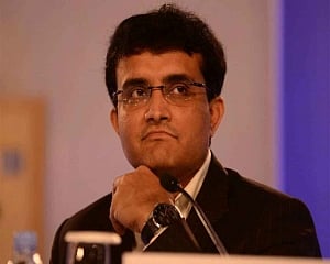 God help Indian cricket: Ganguly on Dravid's conflict notice