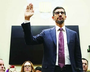 Google founders step down, Pichai takes helm