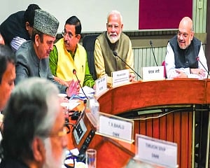Govt-Opp showdown  likely on many issues