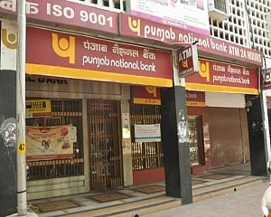 Govt sacks two PNB EDs in connection with Nirav Modi fraud