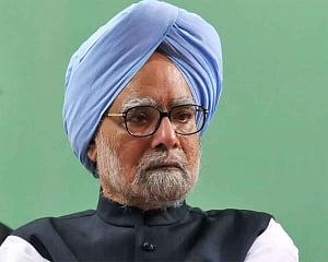 Govt withdraws Manmohan Singh's SPG cover